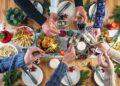 Sanidad recomienda limitar el número de participantes en eventos navideños