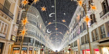 Este viernes llega la Navidad a la ciudad de Málaga con casi 500 calles con iluminación