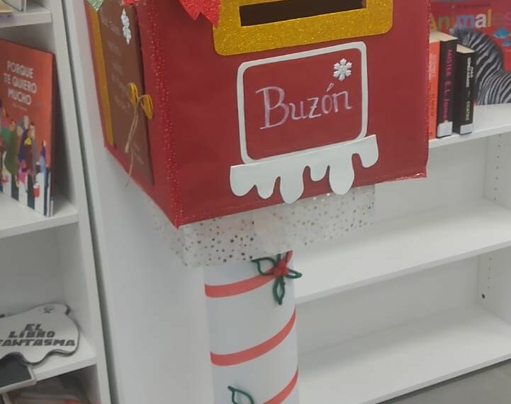 Ya está listo el buzón para el intercambio de felicitaciones en la Biblioteca Municipal de Secadero