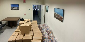 El Ayuntamiento de Casares compra más de mil kilos de caramelos para las cabalgatas