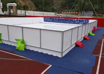 Hoy abre la pista de patinaje de Casares en el Polideportivo La Huertezuela
