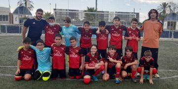 El alevín de la Escuela Municipal de Futbol de Casares pasa la primera fase del Torneo Solidario de Navidad