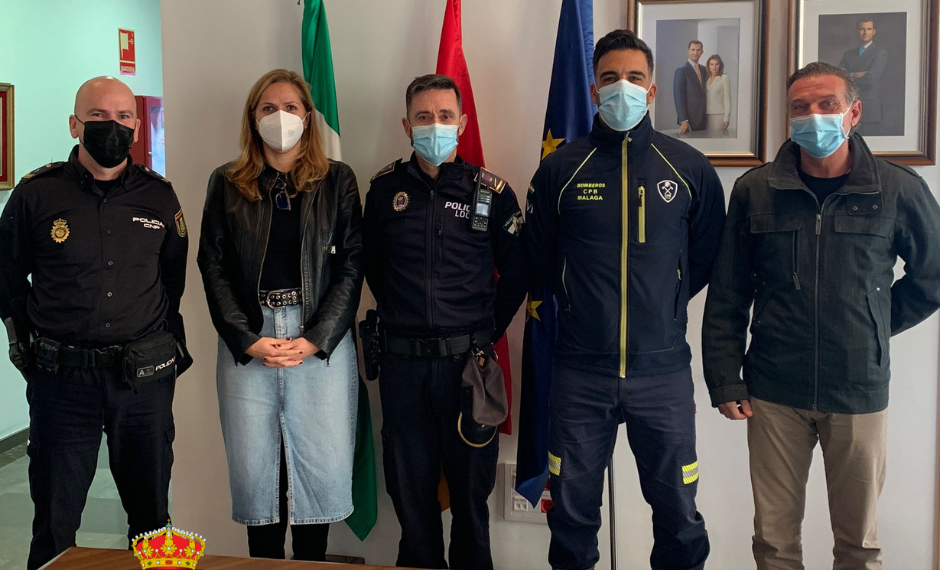 El Ayuntamiento de Benahavís homenajea a las fuerzas de seguridad del Estado el día de Reyes