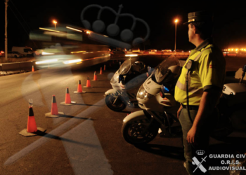 Investigan a un hombre que circulaba a casi 300 km/hora por la AP-7