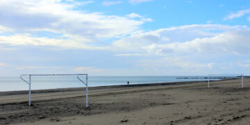Nuevos espacios deportivos al aire libre en la playa de La Rada