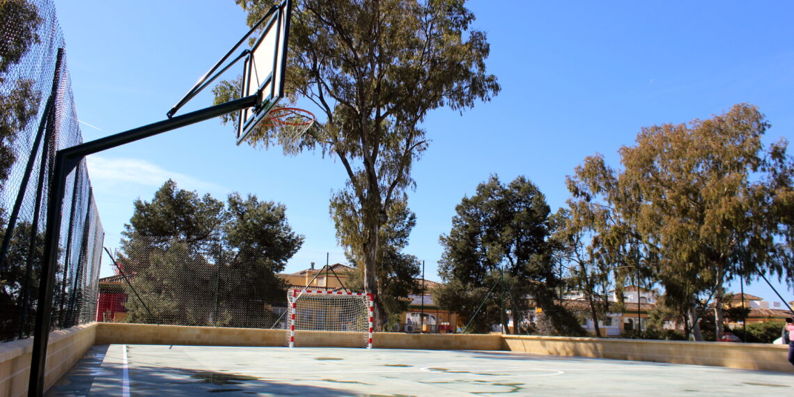 Estepona tendrá dos nuevos equipamientos deportivos en Nueva Atalaya y Las Joyas