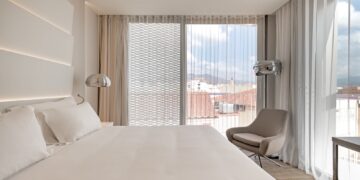 La variante ómicron reduce las previsiones hoteleras para esta Navidad