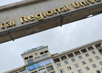 Sindicatos piden «no demonizar» a los sanitarios tras el brote declarado en el Hospital Regional