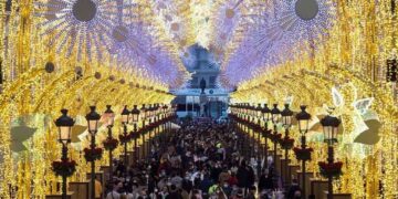 Manilva llevará a sus vecinos a ver la iluminación navideña de Málaga