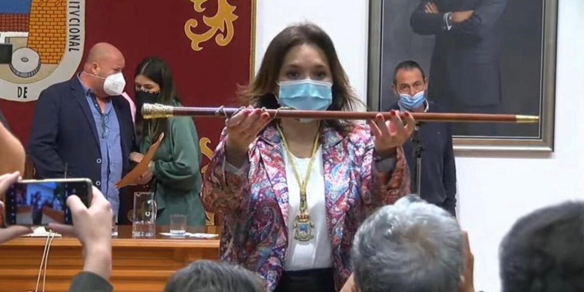 Margarita del Cid (PP), nueva alcaldesa de Torremolinos tras prosperar la moción de censura