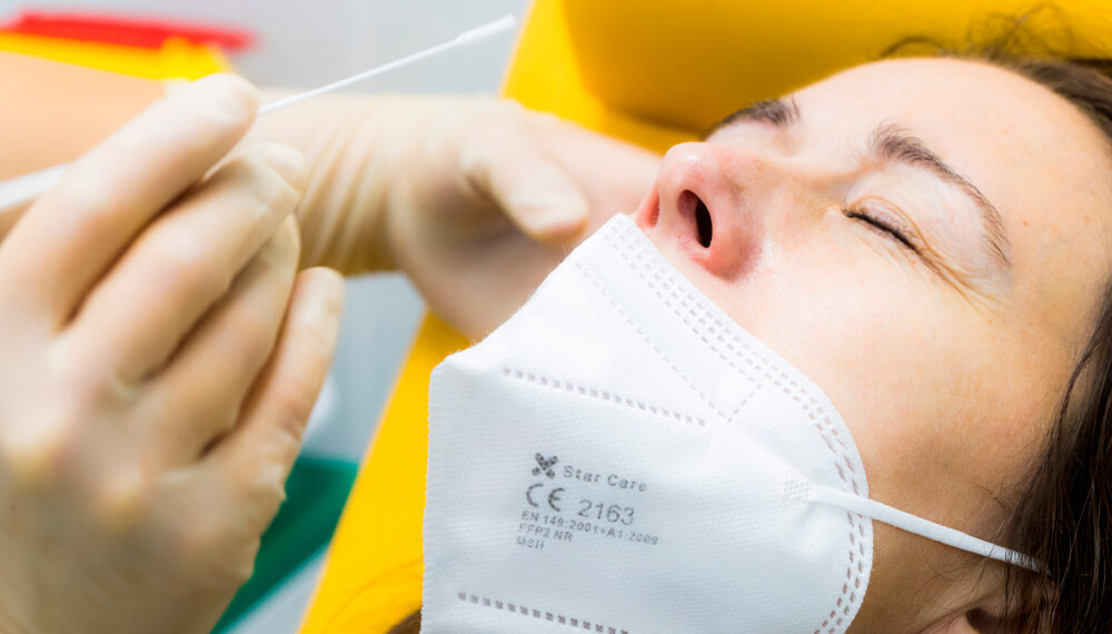 La resaca del primer fin de semana de Navidad dispara los contagios en la Costa del Sol