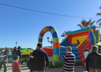 Sabinillas acoge una Fiesta Navideña dedicada a los más pequeños