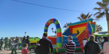 Sabinillas acoge una Fiesta Navideña dedicada a los más pequeños