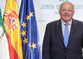 El consejero de Salud «no ve tan cerca» el fin de la sexta ola