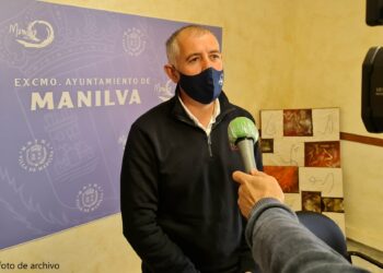 El Ayuntamiento de Manilva ofrece terreno municipal para construir una residencia de ancianos