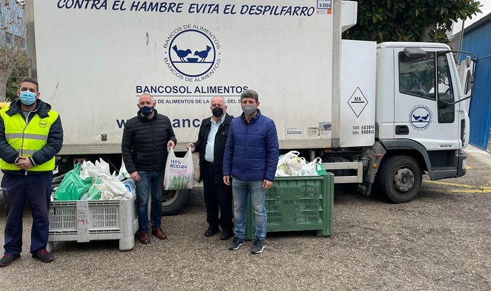 La San Silvestre Solidaria de Manilva recoge y entrega a Bancosol 700 kilos de alimentos