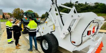 Las playas de Casares cuentan con nueva maquinaria para su manteamiento