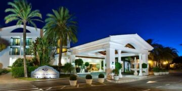 Stoneweg compra el hotel Los Monteros y hará el ‘beach club’ más exclusivo de Marbella