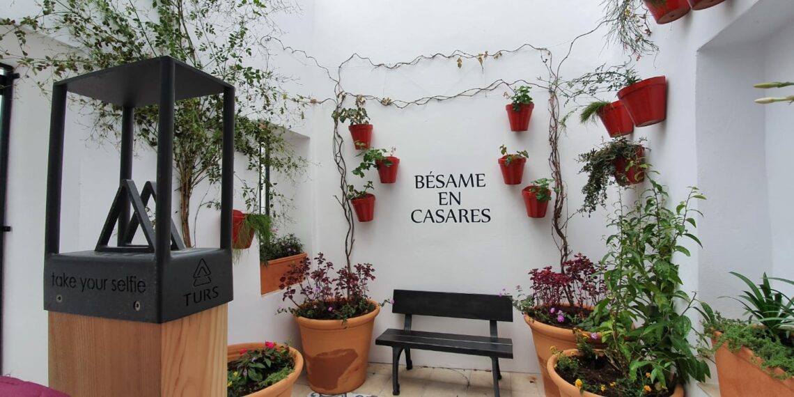 Un rincón para besarse en Casares