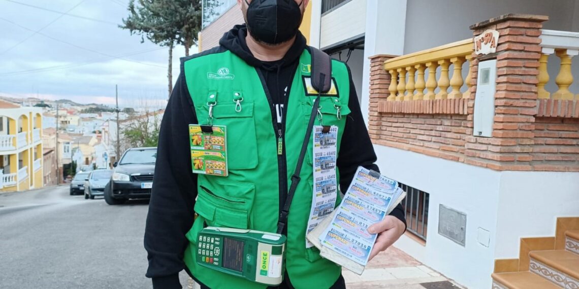 El cupón de la ONCE reparte 350.000 euros entre diez vecinos de Coín