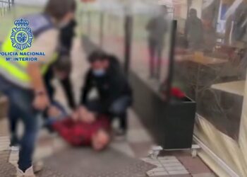 Detienen a cuatro hombres tras atracar varias gasolineras de Estepona a punta de pistola