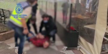 Detienen a cuatro hombres tras atracar varias gasolineras de Estepona a punta de pistola