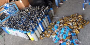 Cuatro detenidos de una red que tenía 800 bombonas de gas de la risa para fiestas en Marbella