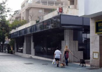 La Junta entrega al Ayuntamiento de Marbella las llaves del futuro centro de salud en Ricardo Soriano