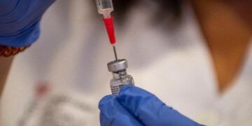 Andalucía abre la vacunación con terceras dosis para mayores de 18 años