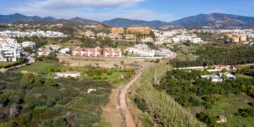 Estepona tendrá un nuevo espacio deportivo y de ocio junto al arroyo Las Cañas