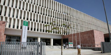 Juzgan en Málaga a un profesor por abusar y acosar a una alumna de 12 años durante tres cursos