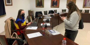 Manilva continúa colaborando con el consulado rumano en Andalucía en la provincia de Málaga