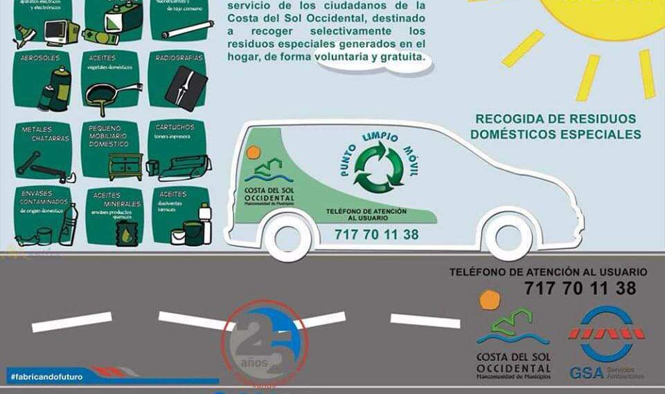 El punto limpio móvil se sitúa durante esta mañana  frente al Centro de Salud de Casares