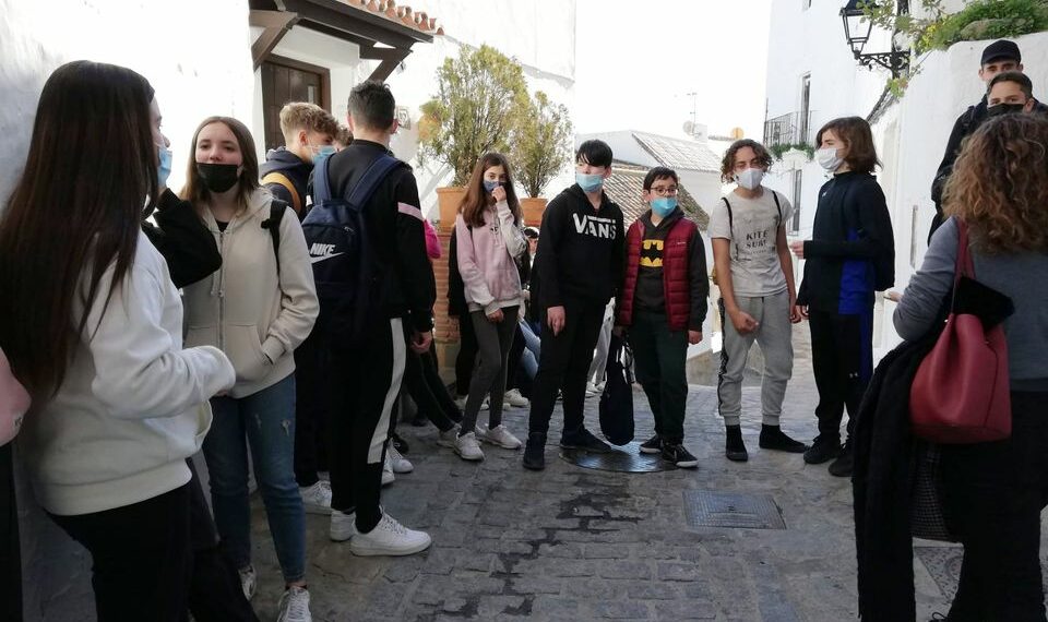 Más de 500 personas visitan Casares a través del programa Rutas “Conoce Casares de la mano de Blas Infante”