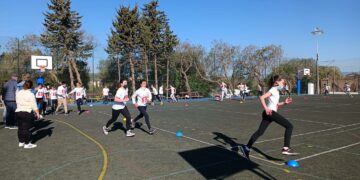 El colegio Los Almendros celebra  la carrera Kilómetros de Solidaridad a beneficio de Save The Children