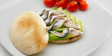 Una empresa de Antequera lanza un concurso nacional para buscar el mejor mollete del mundo