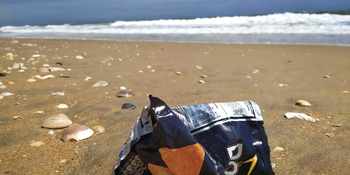 Arranca Málaga sin plástico, un recorrido a pie por la costa para reivindicar la protección de los mares