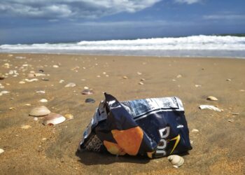 Arranca Málaga sin plástico, un recorrido a pie por la costa para reivindicar la protección de los mares