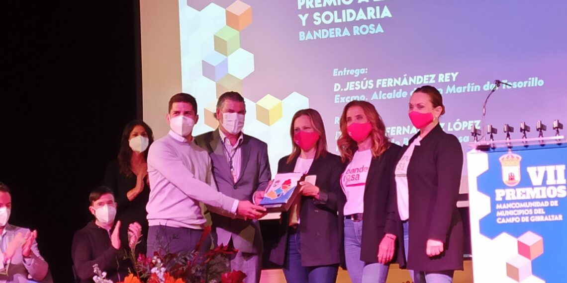 La asociación Bandera Rosa de Secadero: premio a la labor social