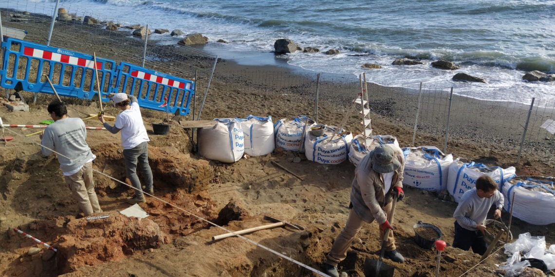 El yacimiento de las Dunas revela una instalación alfarera de la época tardorromana