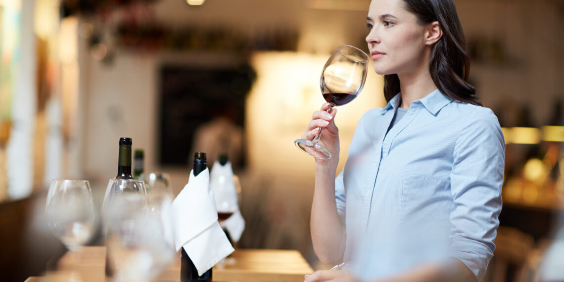 Plazas disponibles para el curso de sumillería en Manilva