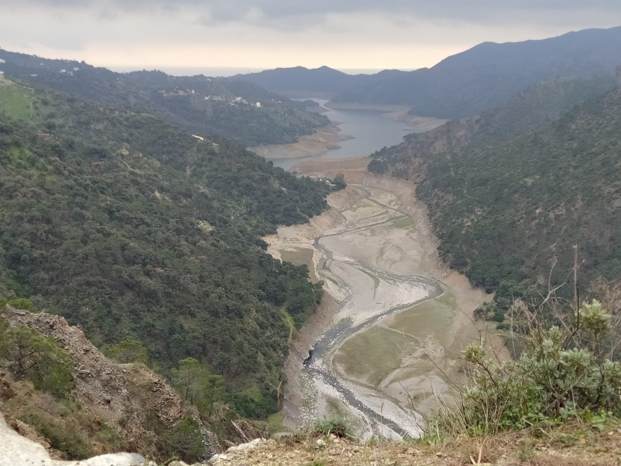 Junta reclama al Gobierno que acometa ya las obras hidráulicas necesarias para afrontar la sequía