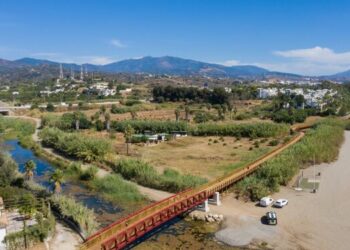 Estepona celebra el 1 de mayo la primera media maratón que discurrirá por la senda litoral