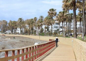 Estepona celebra el 1 de mayo la primera media maratón que discurrirá por la senda litoral