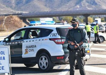 Detenidas en una operación contra el blanqueo y narcotráfico cinco personas en Benalmádena y Marbella