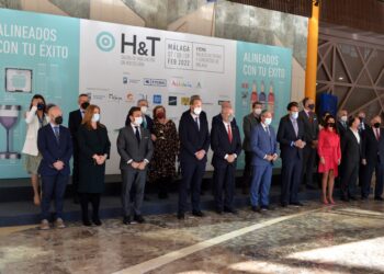 La Junta garantiza a la hostelería andaluza su respaldo a la modernización del sector y su reactivación