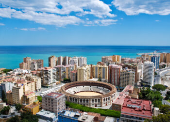 Málaga se ofrece a acoger a ciudadanos ucranianos tras el ataque de Rusia