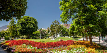 Otro millón de flores para las calles de Estepona