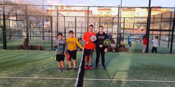La Fundación 24 Horas celebra un encuentro infantil con alumnos de la Escuela Municipal de Pádel