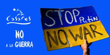 Concentración en Casares contra la guerra y en solidaridad con Ucrania